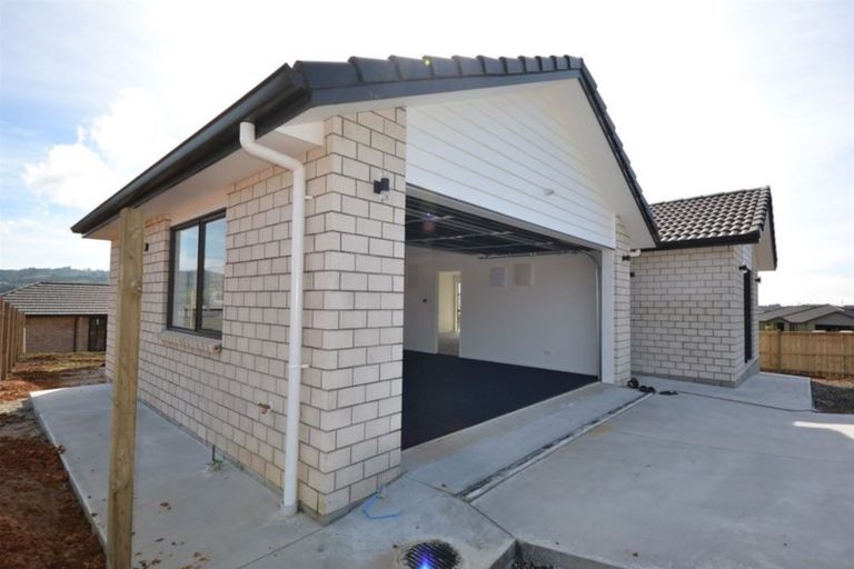 Photo of property in 6 Moyle Street, Pokeno, 2402