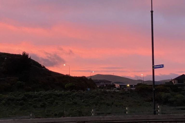 Photo of property in 2 Wangapeka Way, Aotea, Porirua, 5024