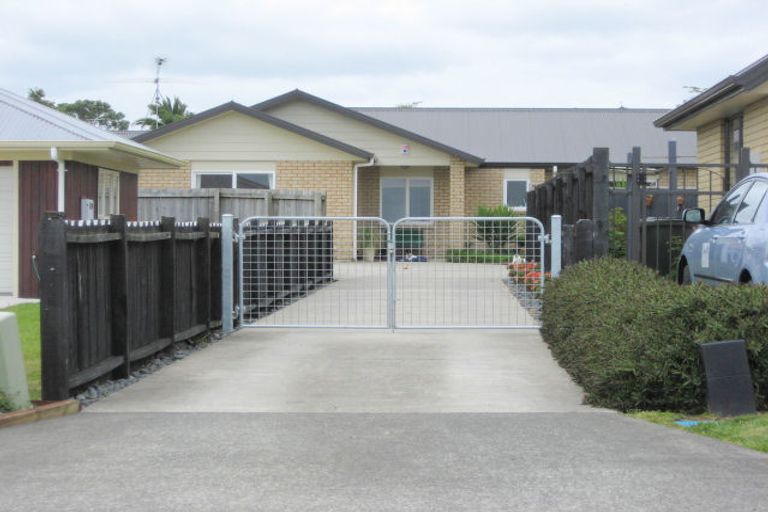Photo of property in 30 Kauri Road, Pukekohe, 2120