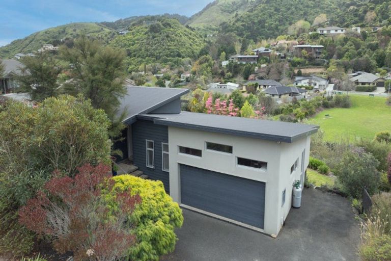 Photo of property in 8 Burnside Terrace, Atawhai, Nelson, 7010