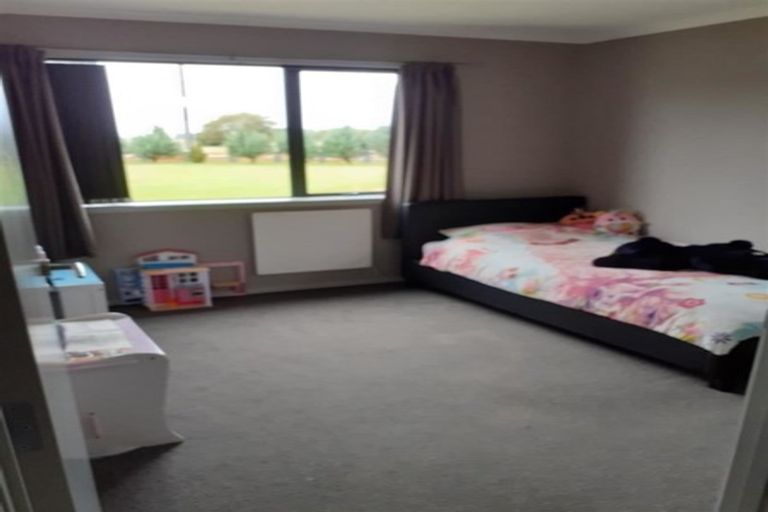 Photo of property in 25 Riversdale-waikaia Road, Riversdale, 9776
