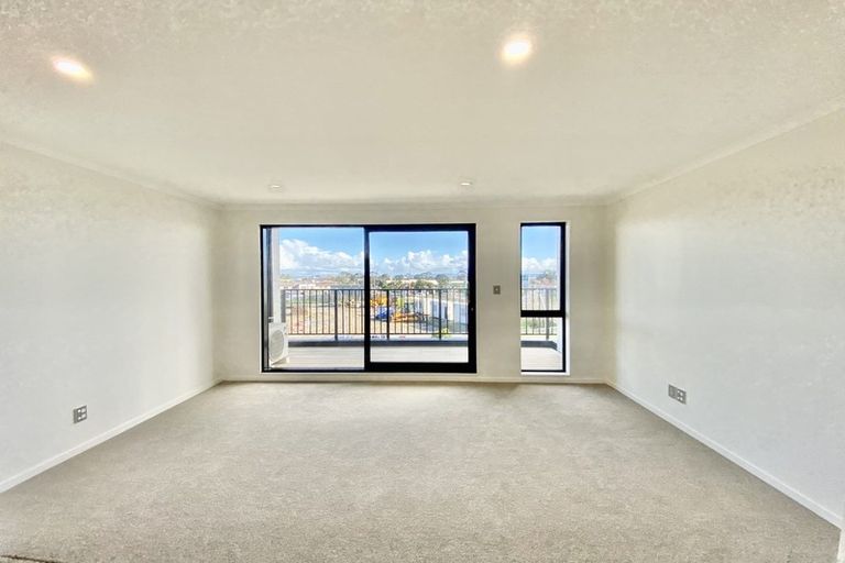 Photo of property in 3/1 Aperira Lane, Wiri, Auckland, 2104