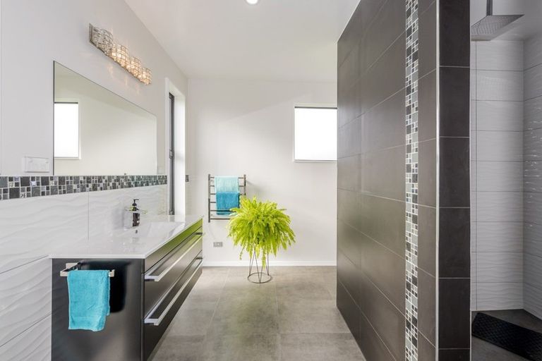 Photo of property in 11 Pinot Crescent, Ohau, Levin, 5570