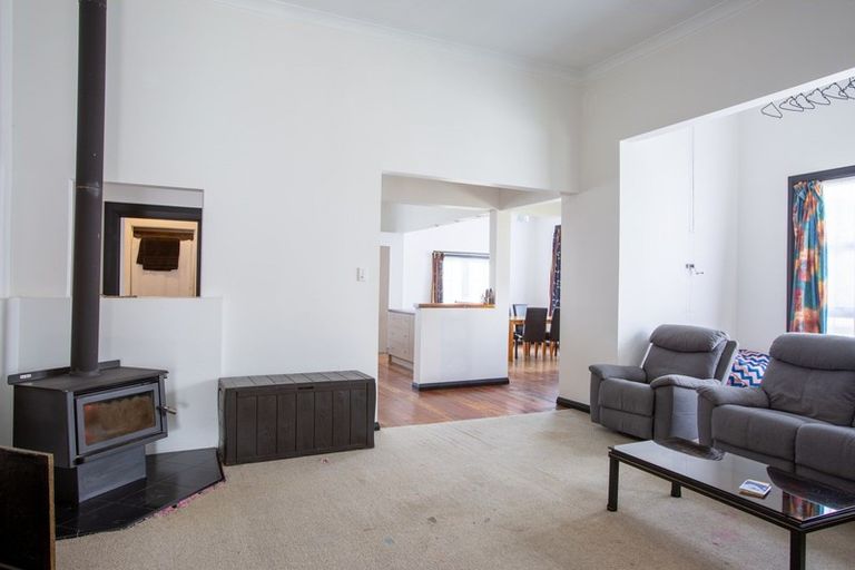 Photo of property in 170 High Street, Dannevirke, 4930