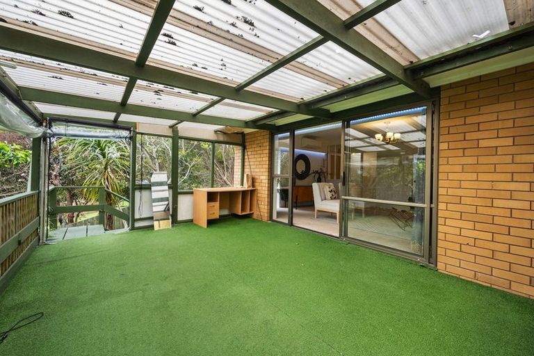 Photo of property in 19 Sartors Avenue, Northcross, Auckland, 0630