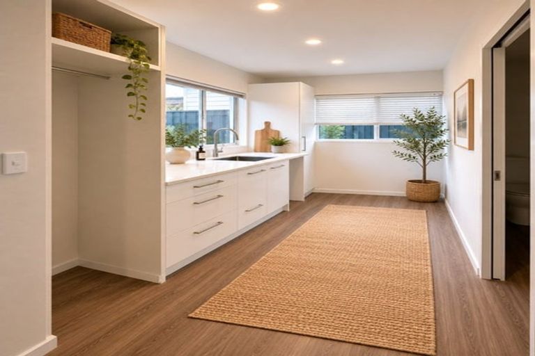 Photo of property in 76a Lake Road, Narrow Neck, Auckland, 0624