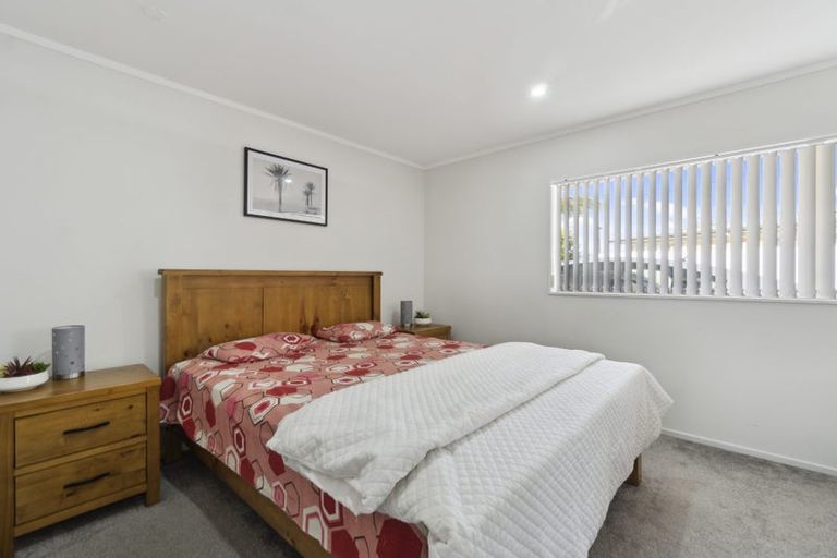 Photo of property in 1/27 Scott Road, Papakura, 2110