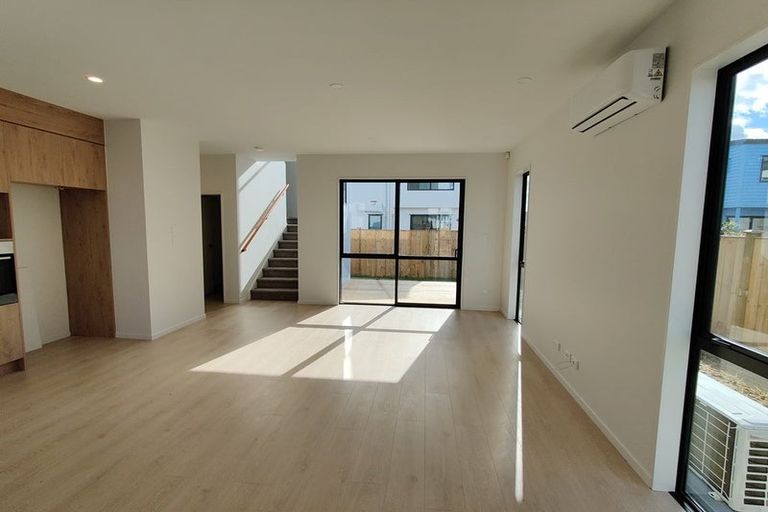 Photo of property in 27 Tumu Road, Papakura, 2110