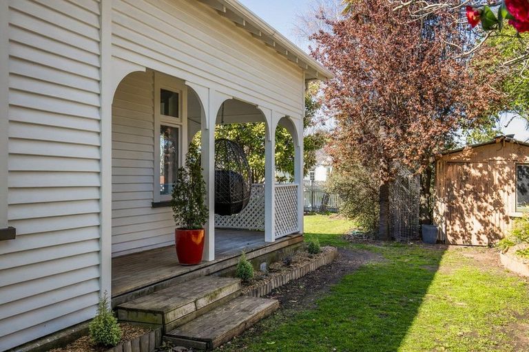 Photo of property in 6 Seddon Street, Rangiora, 7400