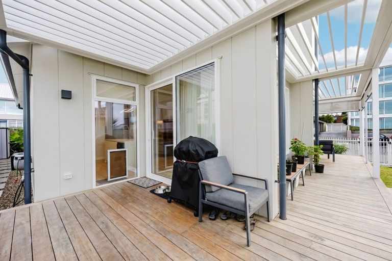 Photo of property in 63 Milford Road, Milford, Auckland, 0620