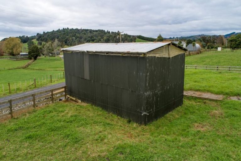 Photo of property in 143a Ingram Road, Bombay, Drury, 2579