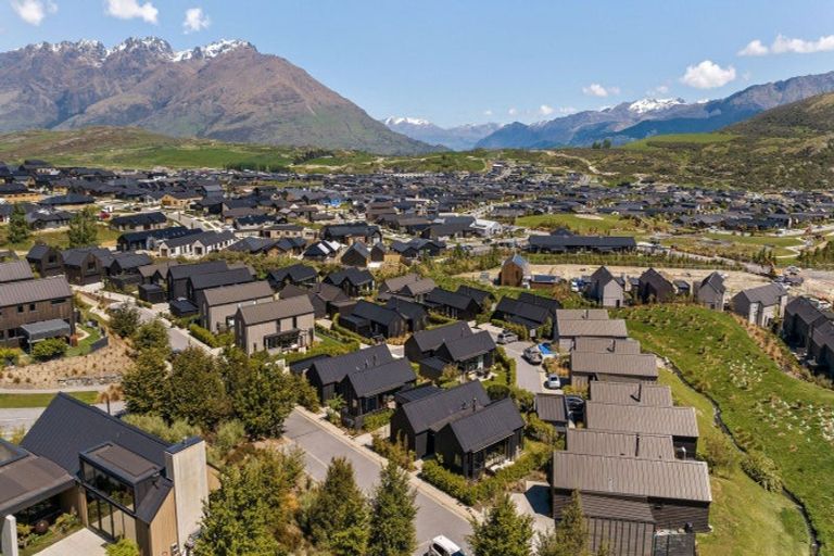 Photo of property in 4 Mckenzies Shute, Jacks Point, Queenstown, 9371