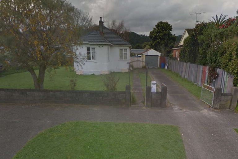 Photo of property in 98 Molesworth Street, Taita, Lower Hutt, 5011