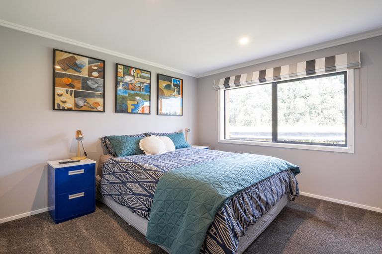 Photo of property in 3 Tate Crescent, Green Island, Dunedin, 9018