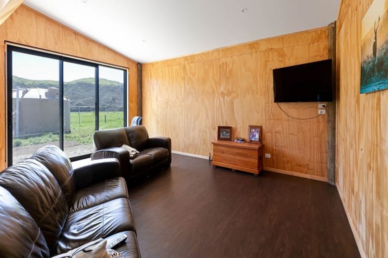 Photo of property in 102 Wharariki Road, Puponga, Collingwood, 7073