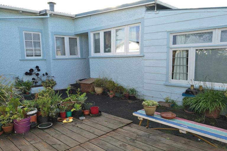 Photo of property in 20 Lyndhurst Street, Takaro, Palmerston North, 4412