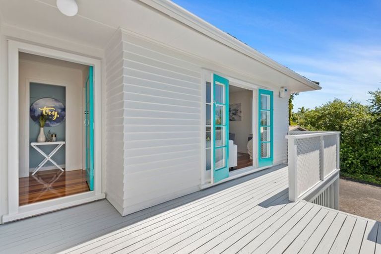 Photo of property in 1/186 Archers Road, Glenfield, Auckland, 0629