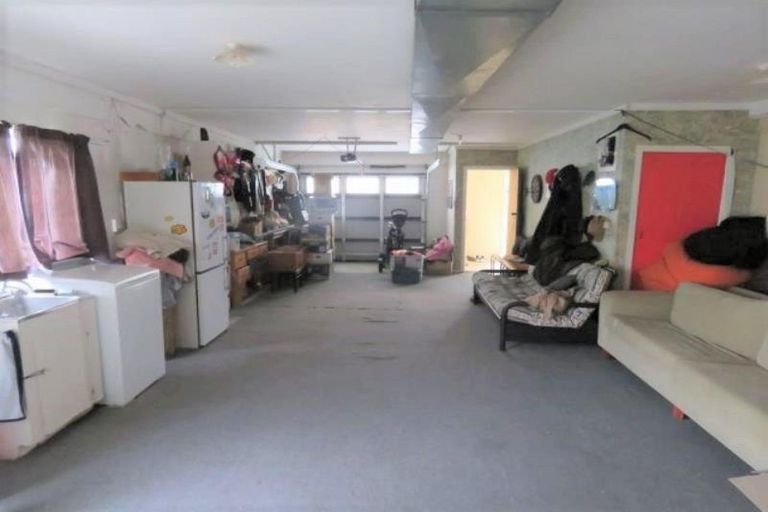 Photo of property in 2/13 Fillis Street, New Plymouth, 4310