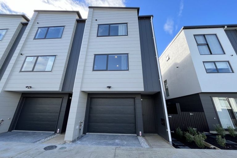 Photo of property in 52 Tukari Lane, Mangere Bridge, Auckland, 2022