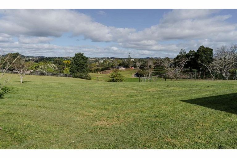 Photo of property in 2 Palm Drive, Kerikeri, 0294