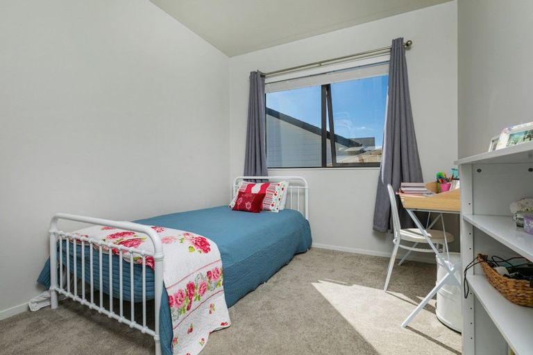 Photo of property in 25 Resolution Drive, Gulf Harbour, Whangaparaoa, 0930