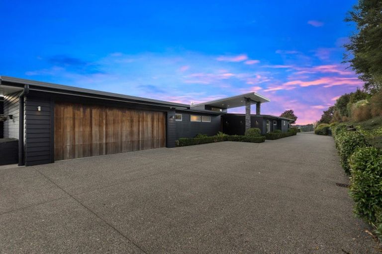 Photo of property in 47 Harry Dreadon Road, Opaheke, Papakura, 2584