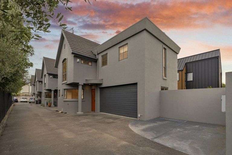 Photo of property in 9a Kilmarnock Street, Riccarton, Christchurch, 8011