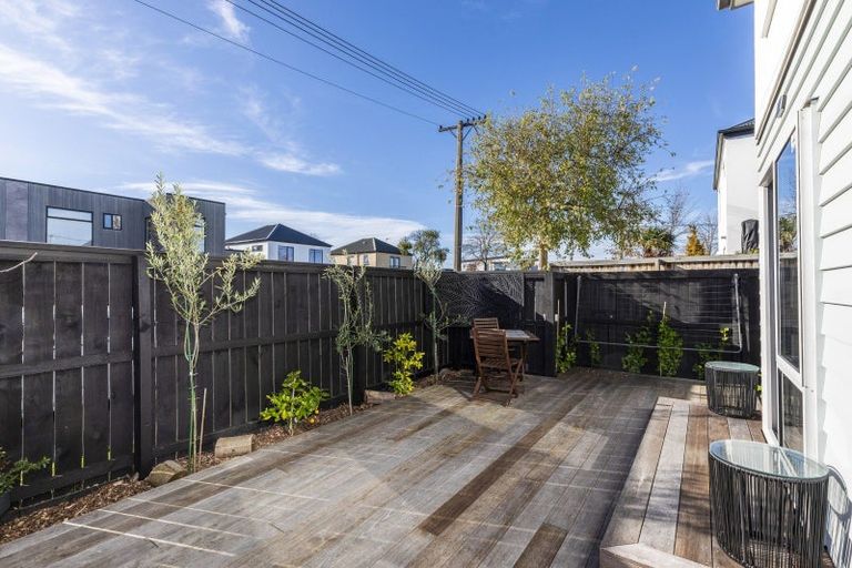 Photo of property in 76 Canon Street, St Albans, Christchurch, 8014