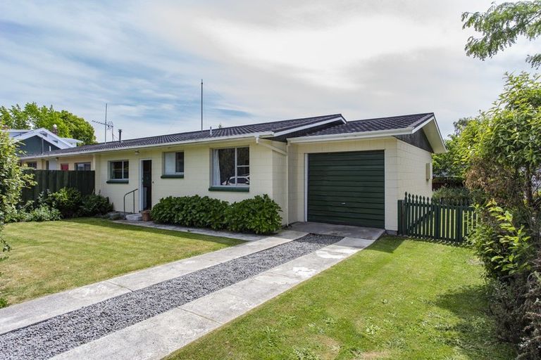 Photo of property in 8b Earnley Street, Rangiora, 7400