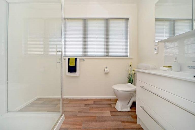 Photo of property in 172 Old Wairoa Road, Papakura, 2110