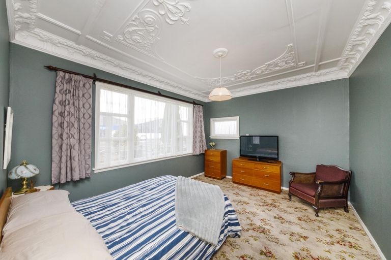 Photo of property in 2 Pastoral Lane, Hokowhitu, Palmerston North, 4410