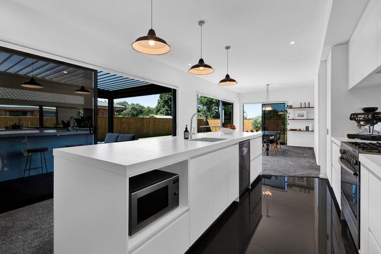 Photo of property in 507 Richmond Road, Lepperton, New Plymouth, 4373