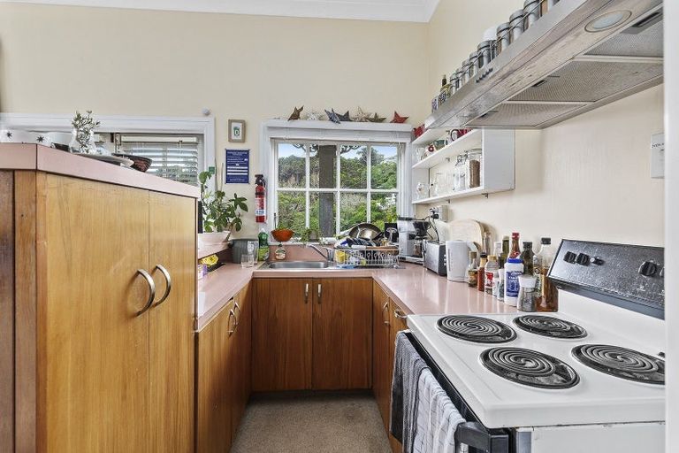 Photo of property in 2 Caprera Street, Melrose, Wellington, 6023