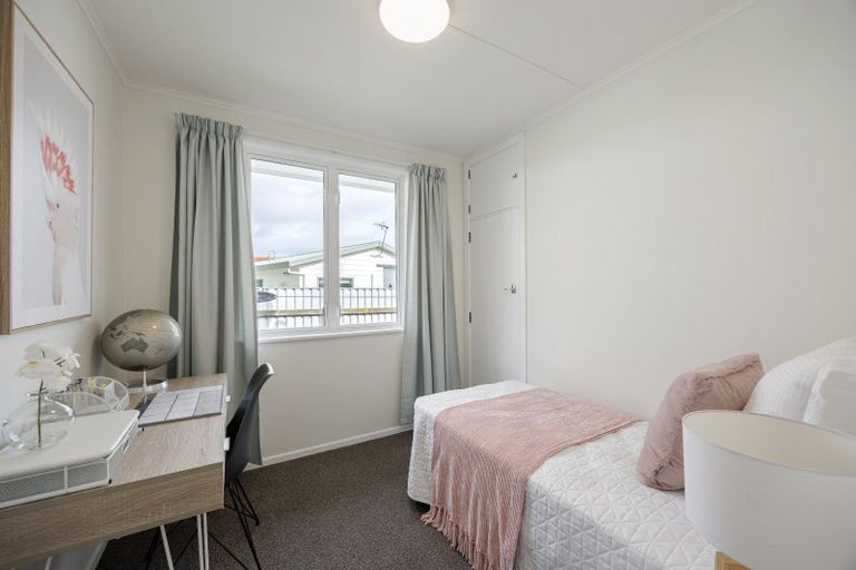 Photo of property in 235 Warwick Road, Mayfair, Hastings, 4122