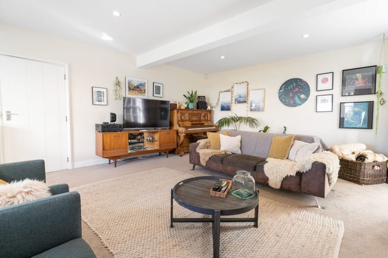 Photo of property in 40 Major Hornbrook Road, Mount Pleasant, Christchurch, 8081