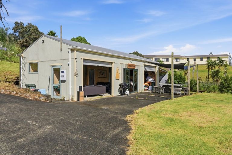 Photo of property in 30 Berghan Road, Coopers Beach, 0420