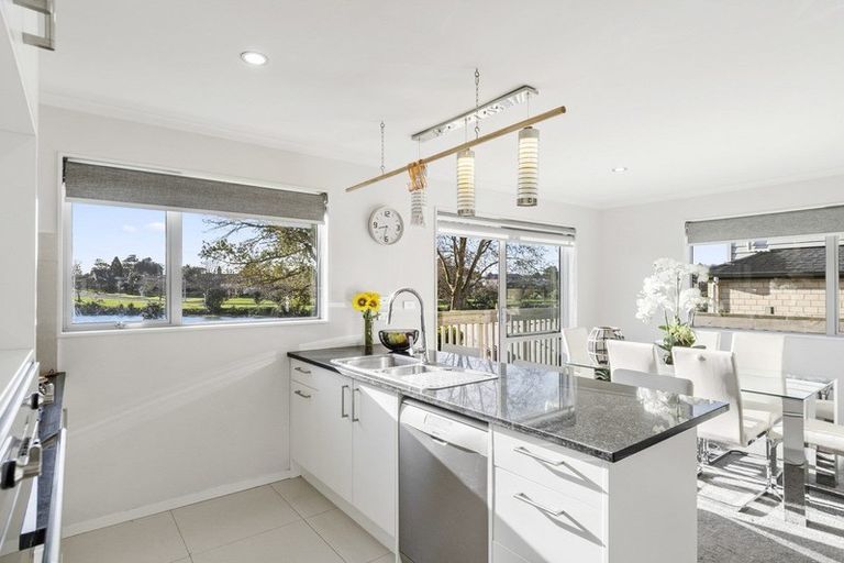 Photo of property in 2f Wood Street, Papakura, 2110