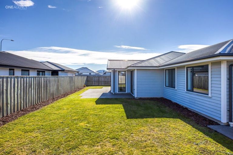 Photo of property in 75 Kippenberger Avenue, Rangiora, 7400