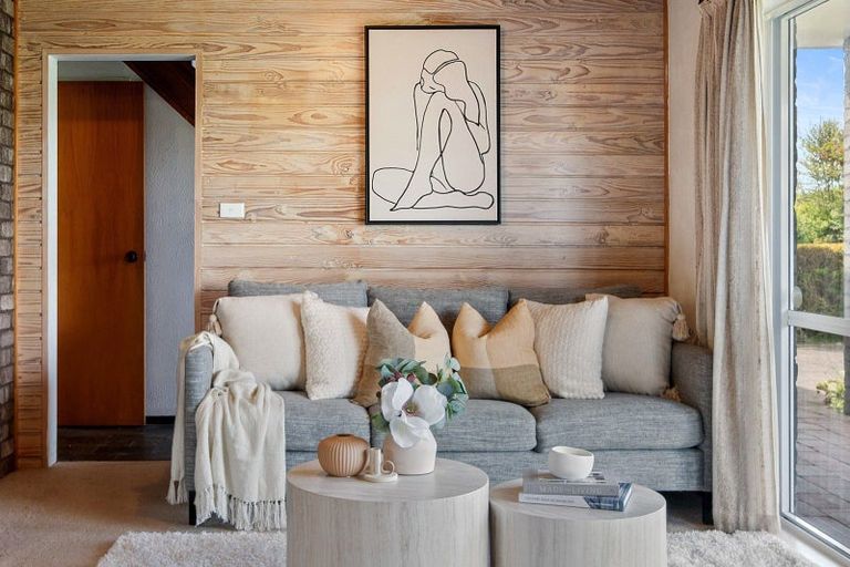 Photo of property in 2 Judith Place, Owhata, Rotorua, 3010