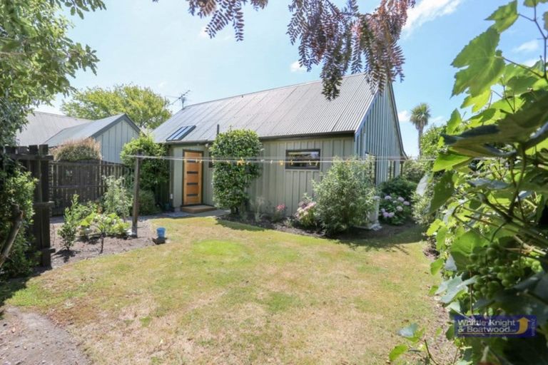 Photo of property in 2/464 Greers Road, Bishopdale, Christchurch, 8053