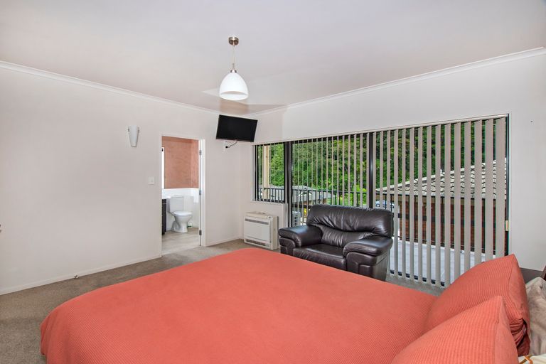 Photo of property in 16 Garden Court, Woodhill, Whangarei, 0110