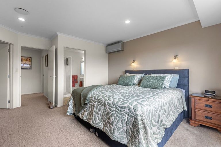 Photo of property in 132 Waikite Road, Welcome Bay, Tauranga, 3175