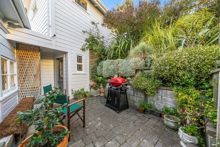 Photo of property in 9 Maida Vale Road, Roseneath, Wellington, 6011