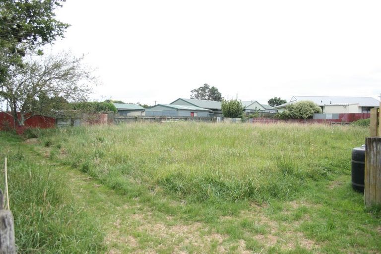 Photo of property in 75 Tauhuri Street, Manaia, 4612