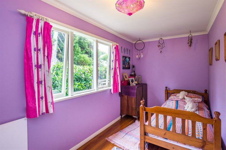 Photo of property in 92 Matai Road, Raumati South, Paraparaumu, 5032