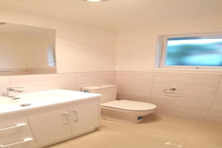 Photo of property in 12 Yeoman Place, Howick, Auckland, 2014