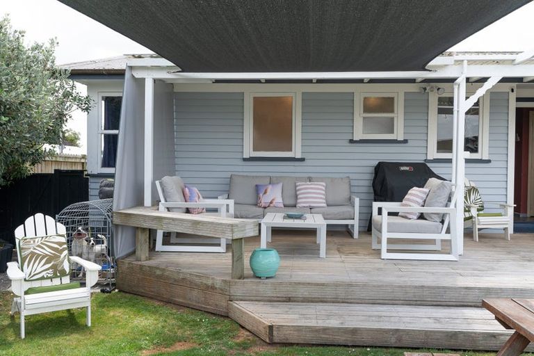 Photo of property in 37 Yvonne Street, Melville, Hamilton, 3206