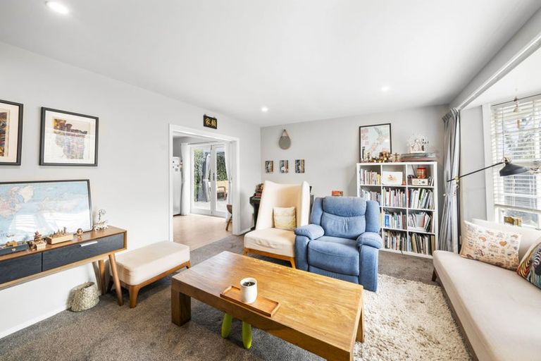 Photo of property in 2/385 Withells Road, Avonhead, Christchurch, 8042