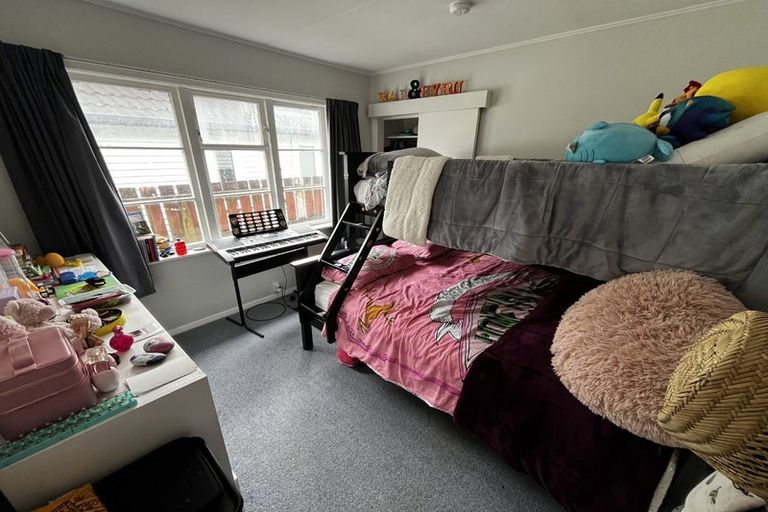 Photo of property in 6 Dunn Street, Wainuiomata, Lower Hutt, 5014