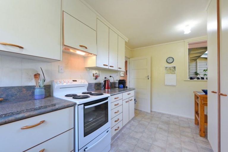 Photo of property in 13 Elm Street, Ebdentown, Upper Hutt, 5018